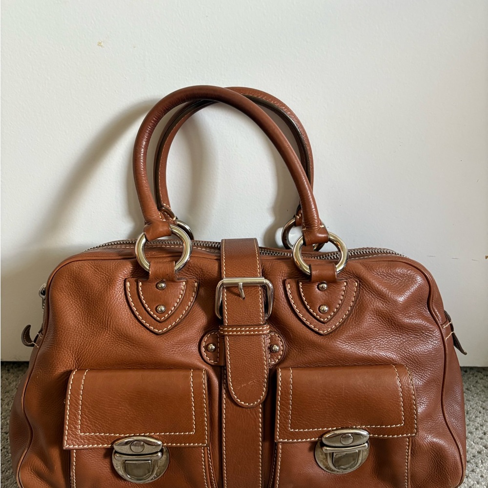 Elegant Brown Leather Handbag